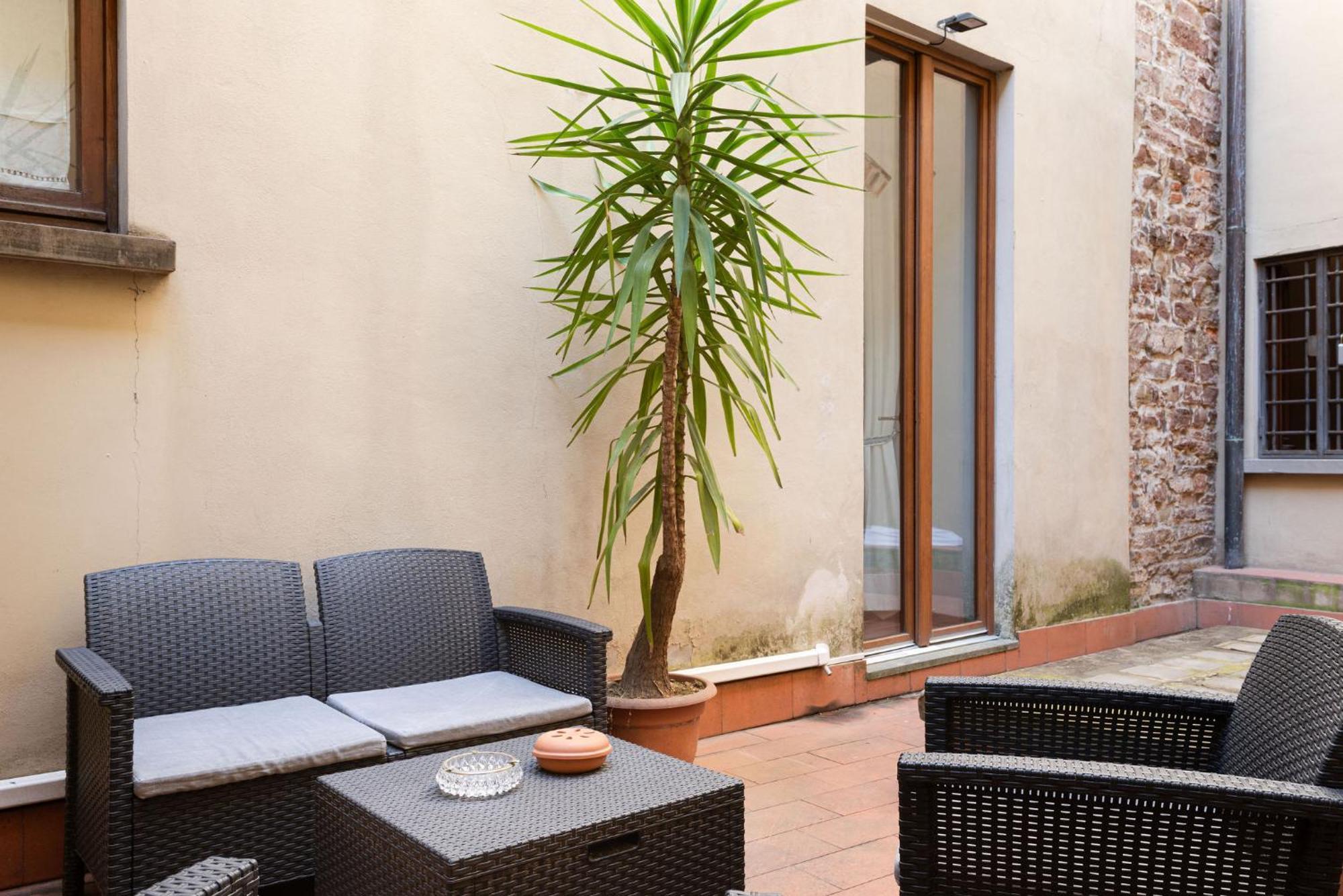 Signoria Apartment With Patio Florenţa Exterior foto